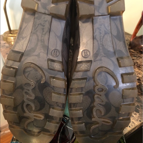 ☔️ Coach Rain boots ☔️ - Picture 3 of 4